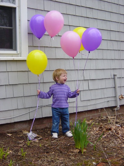 ha-04-04-balloons-laughing