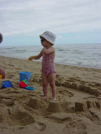 vb-08-17-sandcastle-cloudy